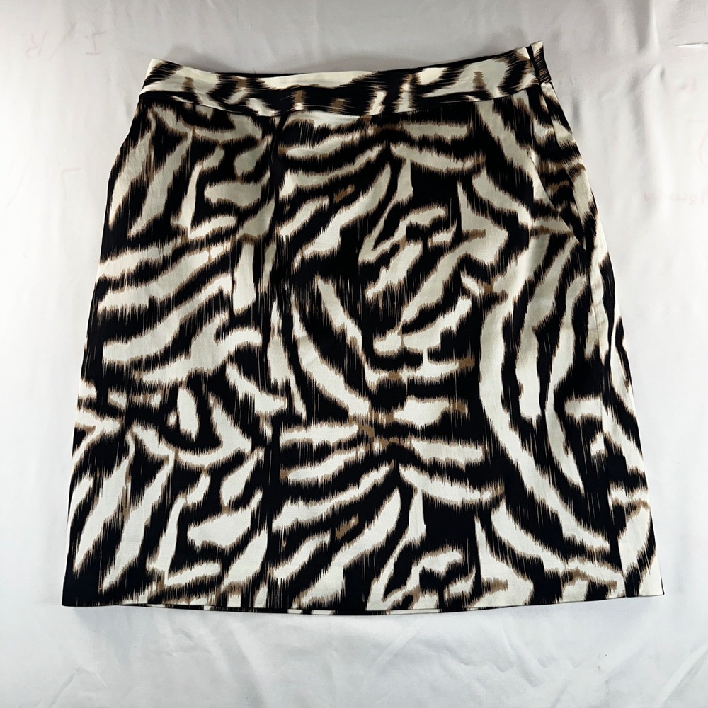 Ann Taylor Animal Print Ikat Pencil Skirt Black White Tan Size 4 Side Zip‎ Mini